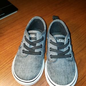 VANS TODDLER SIZE 7